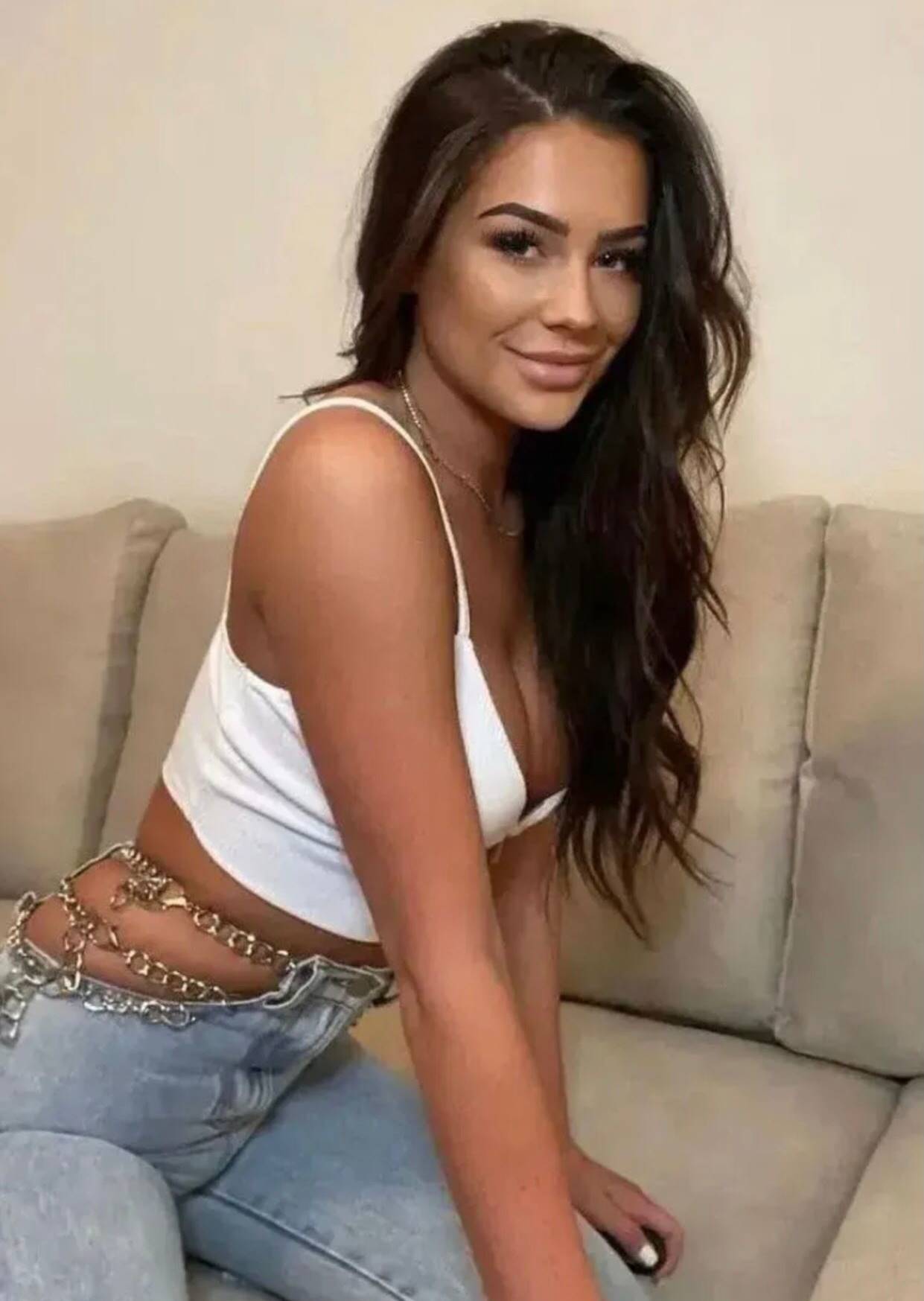 Şişli Escort Bayan Buseyle Ateşli Bir Buluşma
